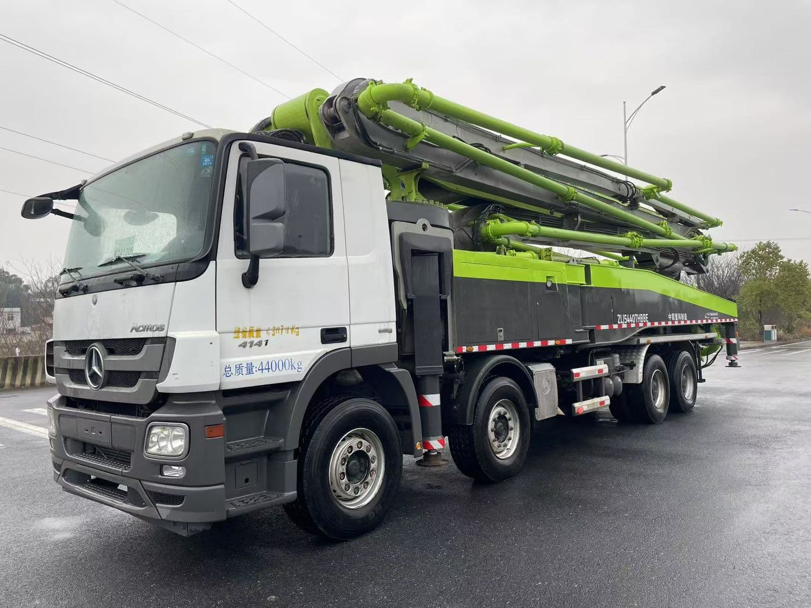 Zoomlion 56m Pump Truck: Powerful Concrete Pumping