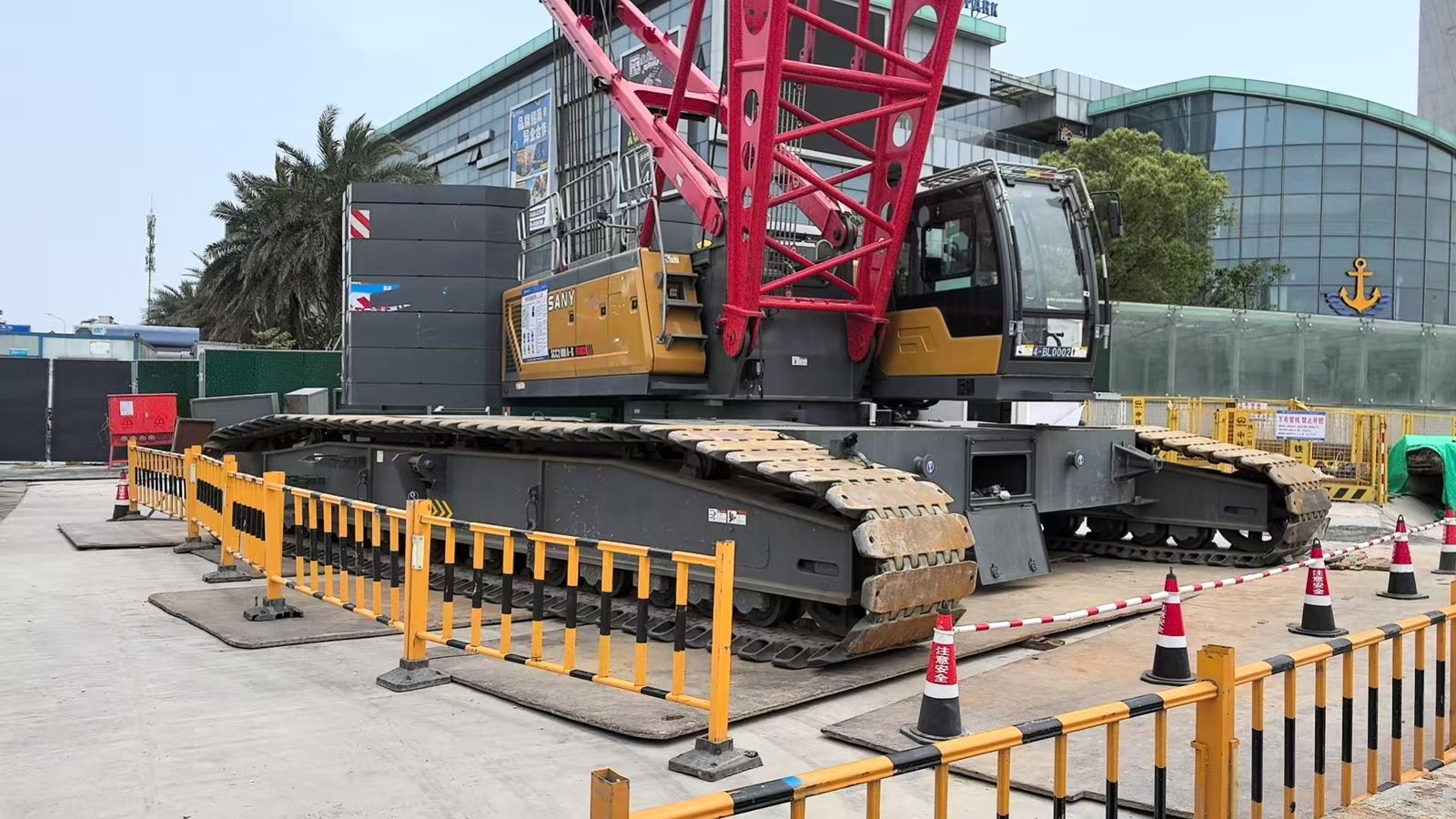 Sany 200 Ton Crawler Crane